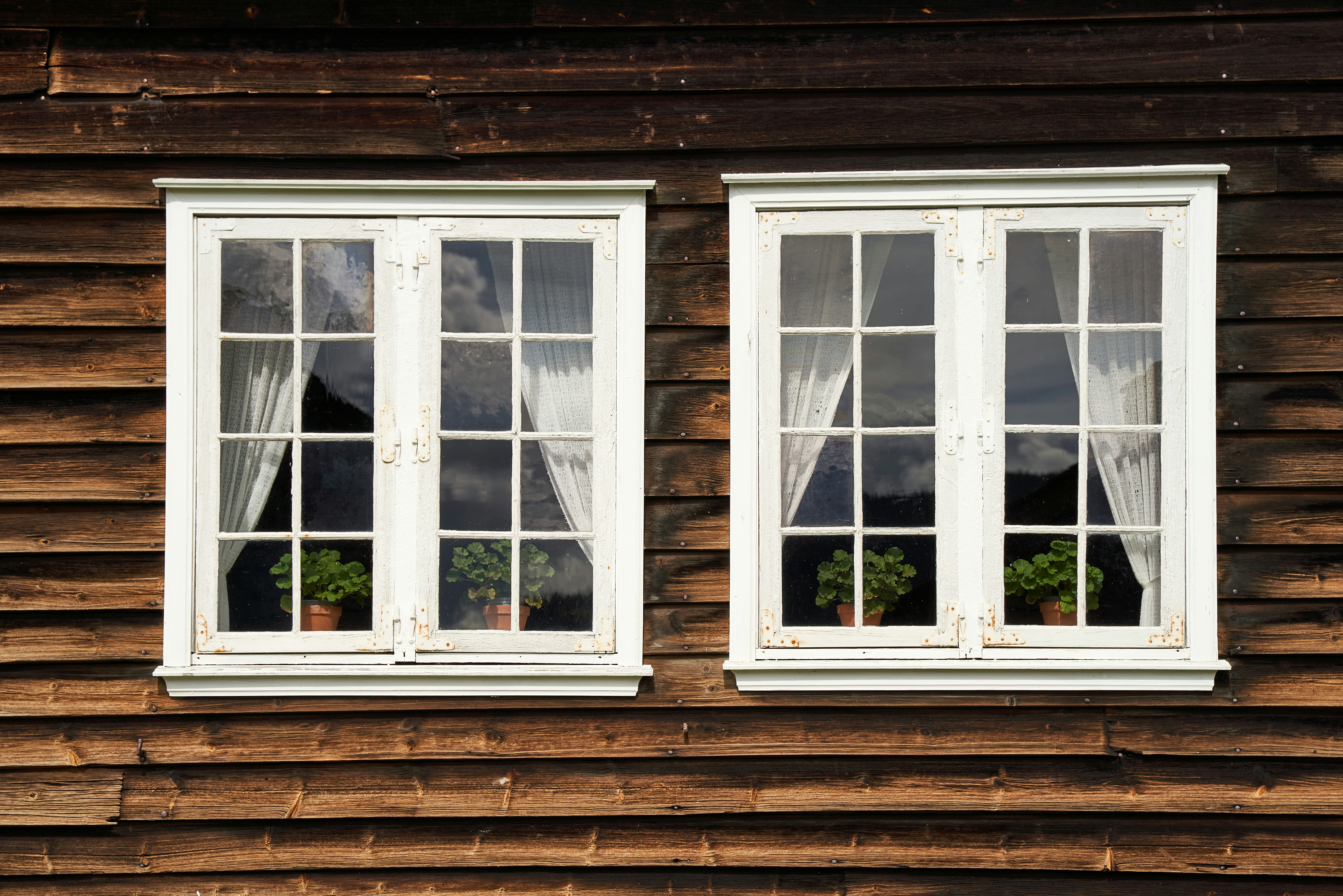 white windows that have been replace in VT